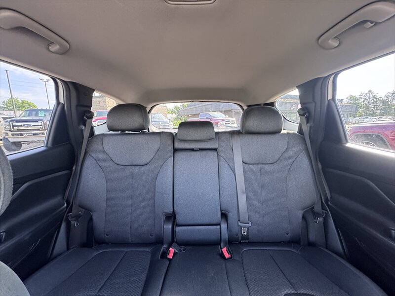2019 Hyundai Santa Fe SE 2.4L - Photo 20 - Brainerd, MN 56401