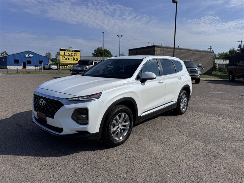2019 Hyundai Santa Fe SE 2.4L   - Photo 1 - Brainerd, MN 56401