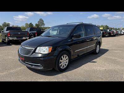 2016 Chrysler Town & Country Touring Van