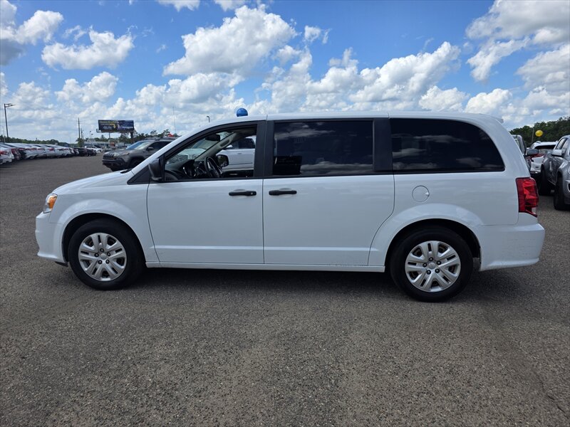 2019 Dodge Grand Caravan SE - Photo 6 - Brainerd, MN 56401