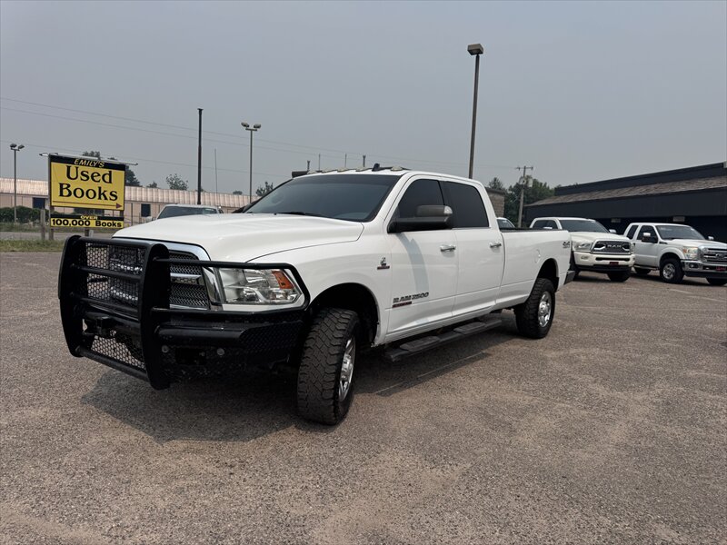 White 2018 RAM 2500 Pickup Truck Four-Wheel Drive 6-Speed Automatic