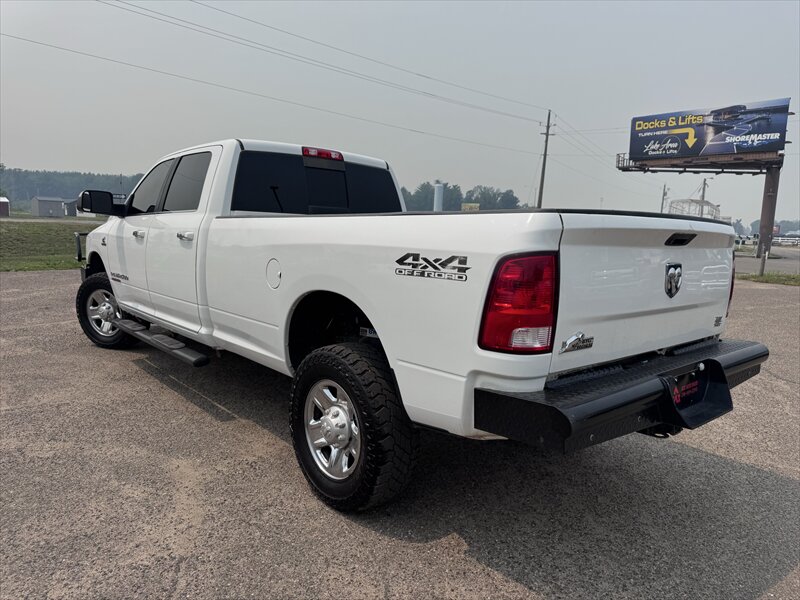 2018 RAM 2500 SLT - Photo 4 - Brainerd, MN 56401