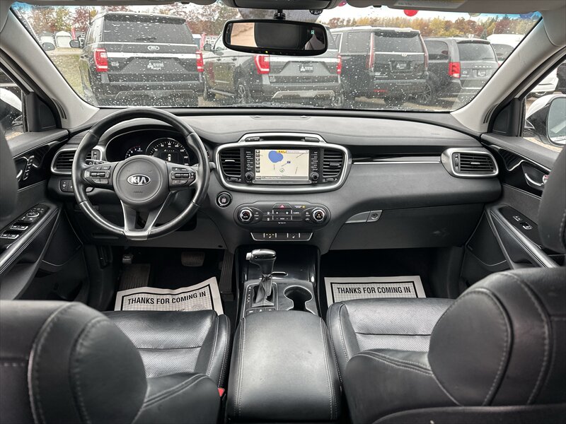 2017 Kia Sorento SX V6   - Photo 8 - Brainerd, MN 56401
