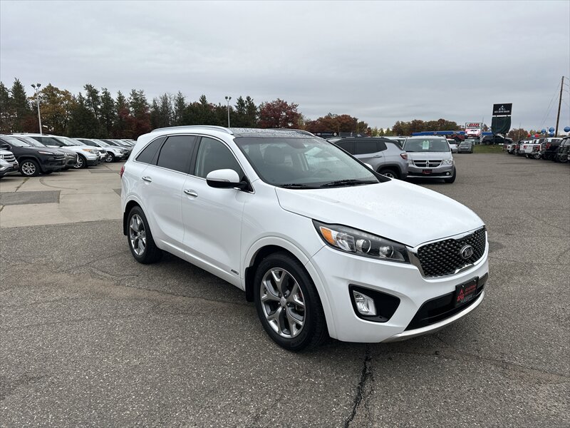 2017 Kia Sorento SX V6   - Photo 2 - Brainerd, MN 56401