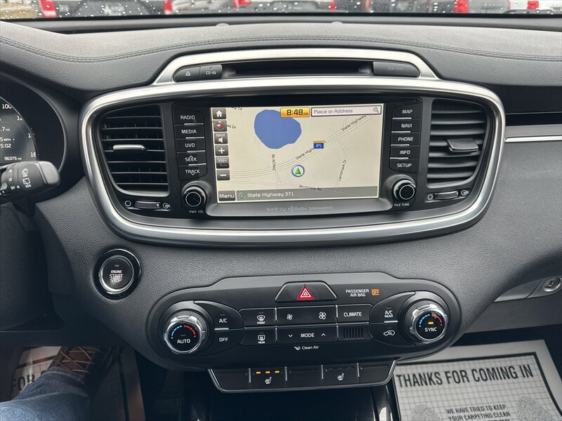 2017 Kia Sorento SX V6   - Photo 9 - Brainerd, MN 56401
