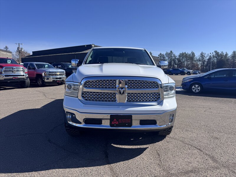 2017 RAM 1500 Laramie - Photo 7 - Brainerd, MN 56401