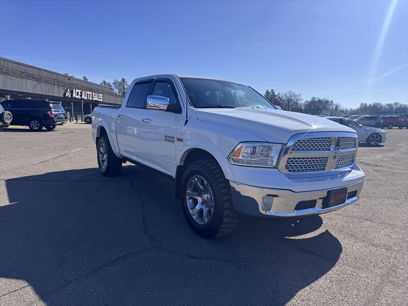 2017 RAM 1500 Laramie - Photo 2 - Brainerd, MN 56401