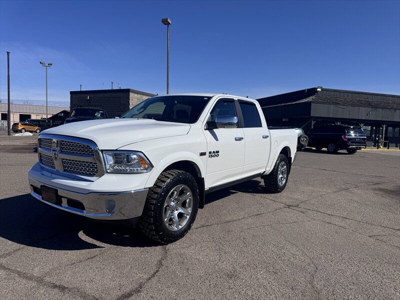 2017 RAM 1500 Laramie   - Photo 1 - Brainerd, MN 56401