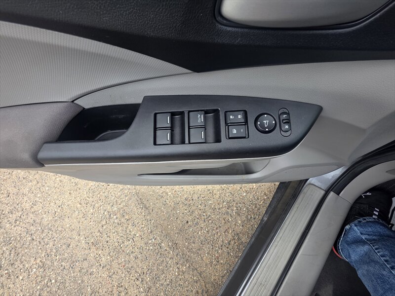 2013 Honda CR-V LX - Photo 14 - Brainerd, MN 56401