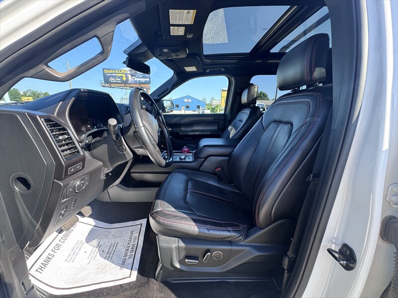 2020 Ford Expedition MAX Limited - Photo 27 - Brainerd, MN 56401