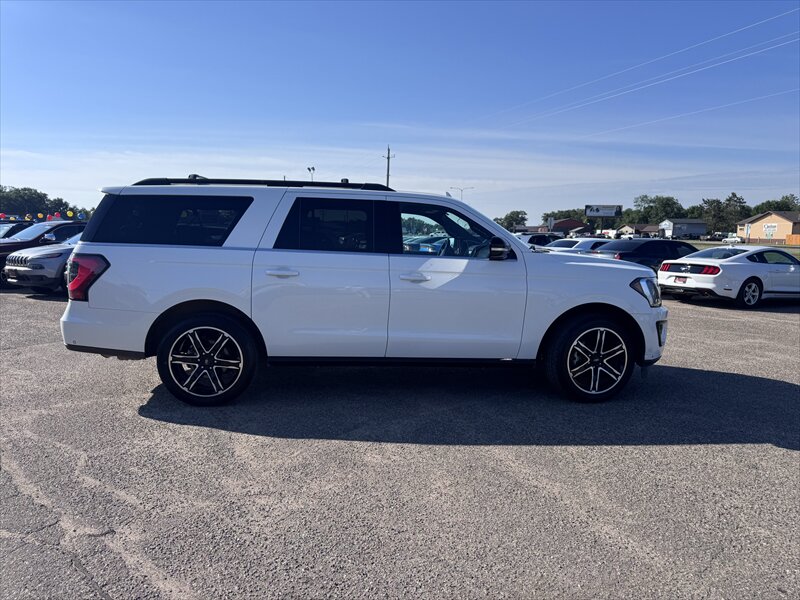 2020 Ford Expedition MAX Limited - Photo 5 - Brainerd, MN 56401