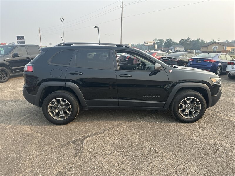 2020 Jeep Cherokee Trailhawk - Photo 6 - Brainerd, MN 56401