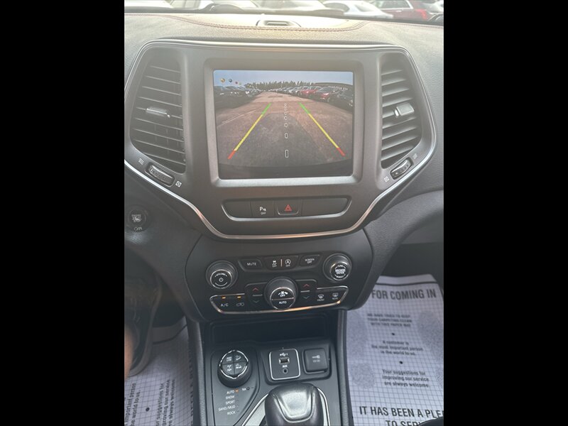 2020 Jeep Cherokee Trailhawk - Photo 17 - Brainerd, MN 56401