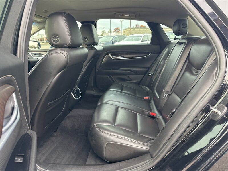 2019 Cadillac XTS Luxury   - Photo 9 - Brainerd, MN 56401