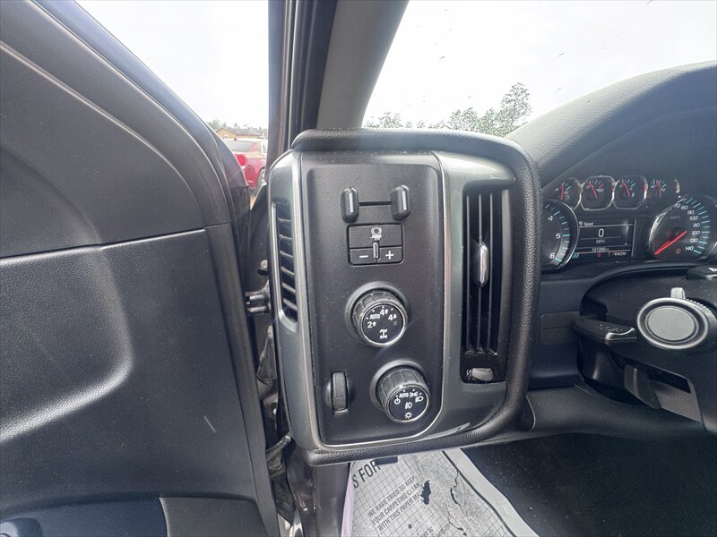 2016 Chevrolet Silverado 1500 LT - Photo 18 - Brainerd, MN 56401