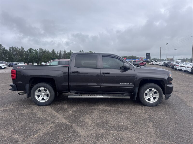 2016 Chevrolet Silverado 1500 LT - Photo 5 - Brainerd, MN 56401