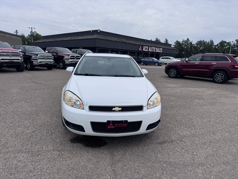 2012 Chevrolet Impala LTZ - Photo 7 - Brainerd, MN 56401