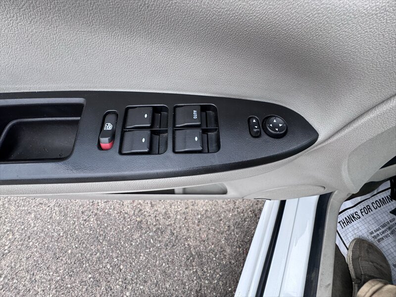 2012 Chevrolet Impala LTZ - Photo 18 - Brainerd, MN 56401