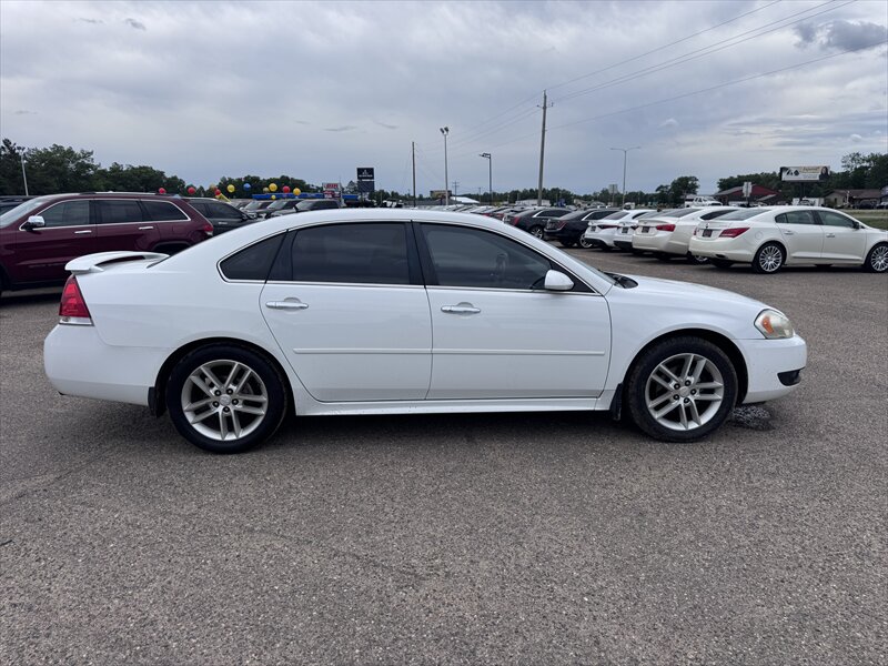 2012 Chevrolet Impala LTZ - Photo 5 - Brainerd, MN 56401