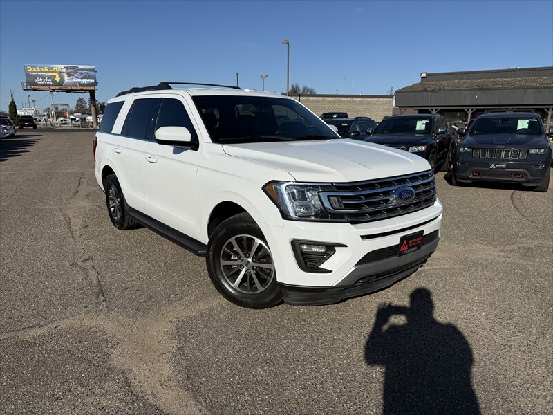 2019 Ford Expedition XLT - Photo 2 - Brainerd, MN 56401