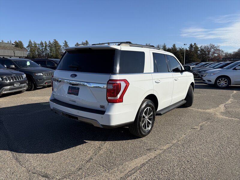 2019 Ford Expedition XLT - Photo 4 - Brainerd, MN 56401