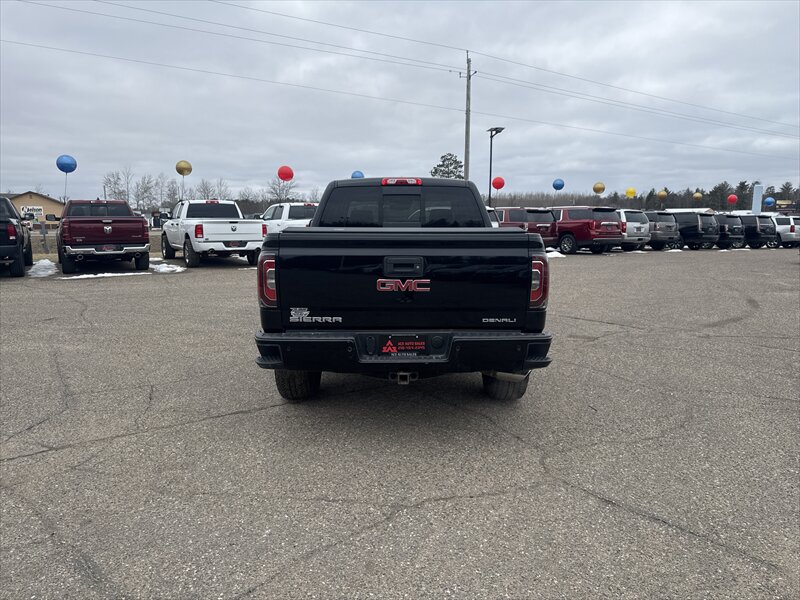 2017 GMC Sierra 1500 Denali - Photo 8 - Brainerd, MN 56401