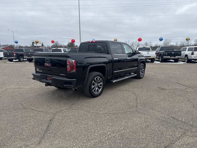 2017 GMC Sierra 1500 Denali - Photo 4 - Brainerd, MN 56401
