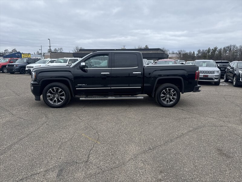 2017 GMC Sierra 1500 Denali - Photo 5 - Brainerd, MN 56401
