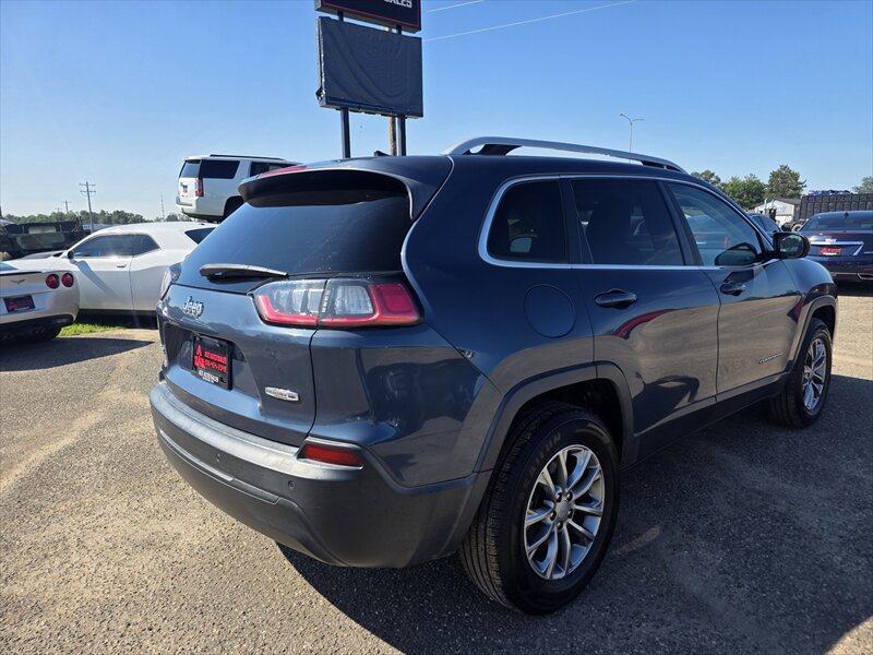 2020 Jeep Cherokee Latitude Plus - Photo 3 - Brainerd, MN 56401