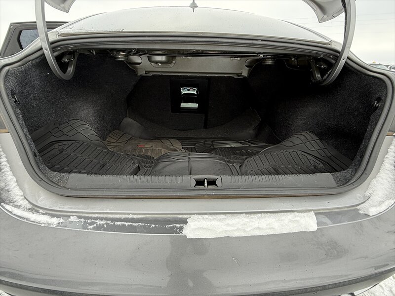 2017 Chrysler 200 Series Limited - Photo 21 - Brainerd, MN 56401