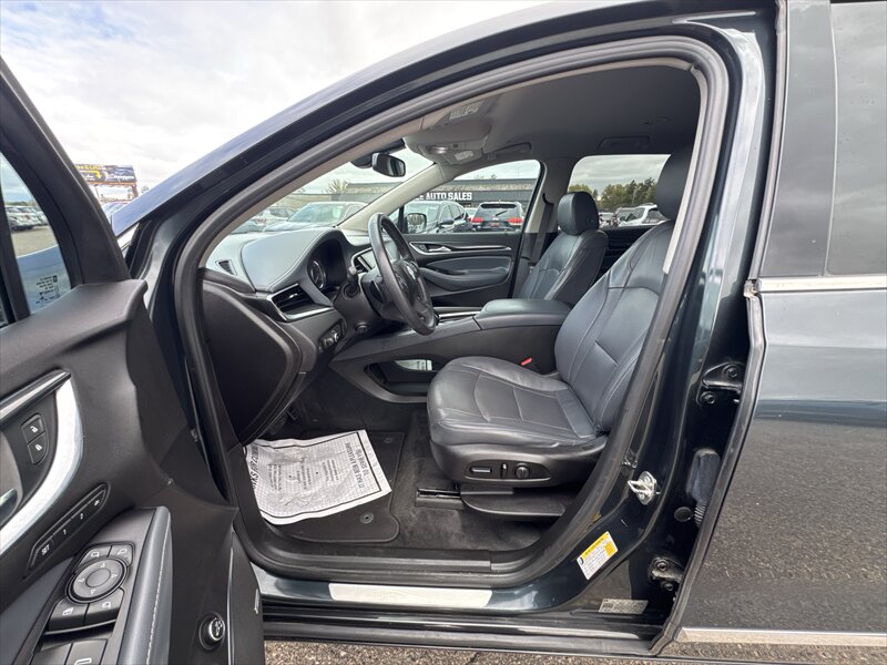 2018 Buick Enclave Premium - Photo 12 - Brainerd, MN 56401