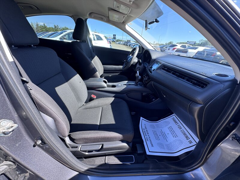 2018 Honda HR-V LX - Photo 14 - Brainerd, MN 56401