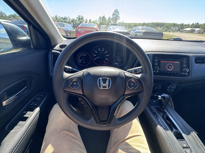 2018 Honda HR-V LX - Photo 15 - Brainerd, MN 56401