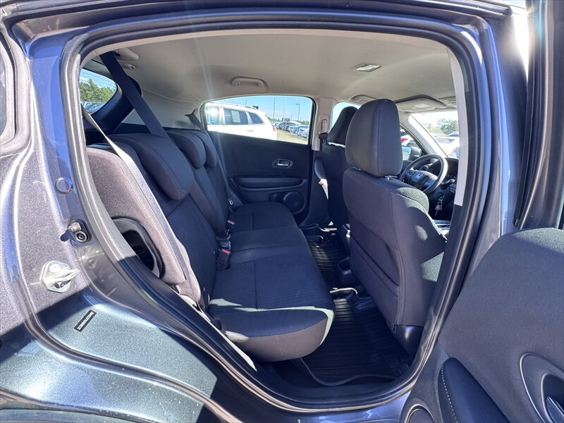 2018 Honda HR-V LX - Photo 11 - Brainerd, MN 56401