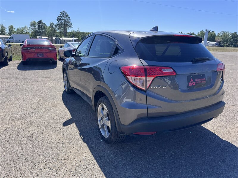 2018 Honda HR-V LX - Photo 4 - Brainerd, MN 56401
