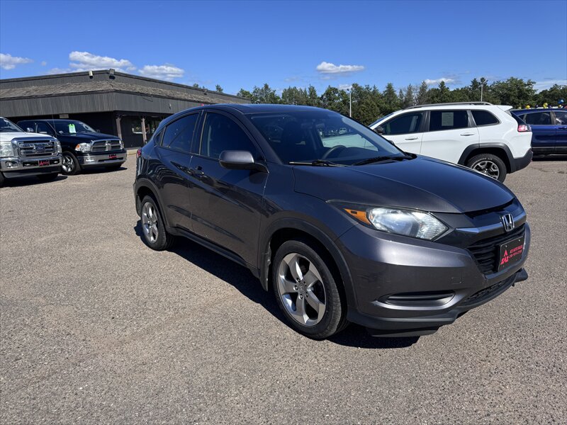 2018 Honda HR-V LX - Photo 2 - Brainerd, MN 56401