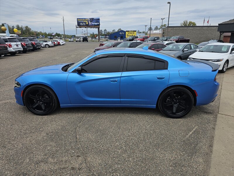2016 Dodge Charger SXT - Photo 7 - Brainerd, MN 56401