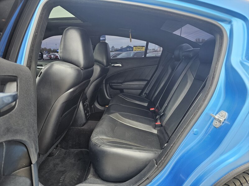 2016 Dodge Charger SXT - Photo 12 - Brainerd, MN 56401