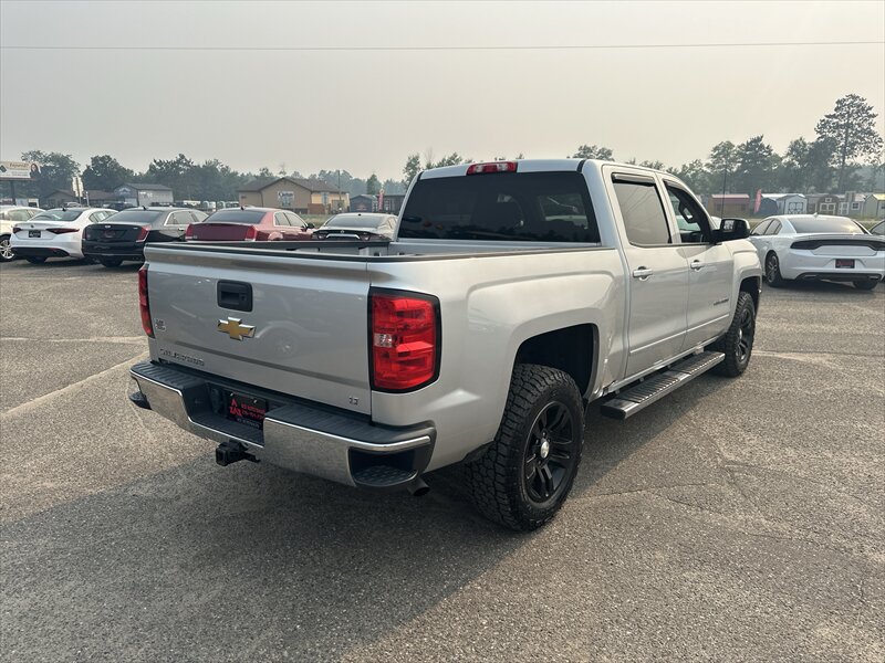 2018 Chevrolet Silverado 1500 LT - Photo 3 - Brainerd, MN 56401
