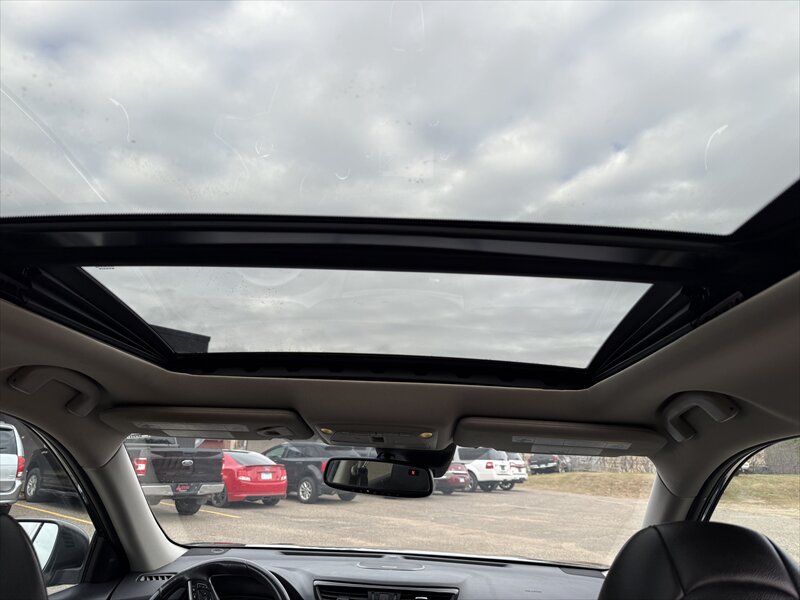 2017 Nissan Rogue SL - Photo 24 - Brainerd, MN 56401