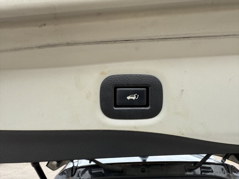 2017 Nissan Rogue SL - Photo 23 - Brainerd, MN 56401