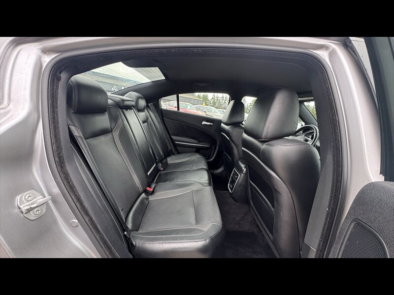 2015 Dodge Charger SXT - Photo 13 - Brainerd, MN 56401