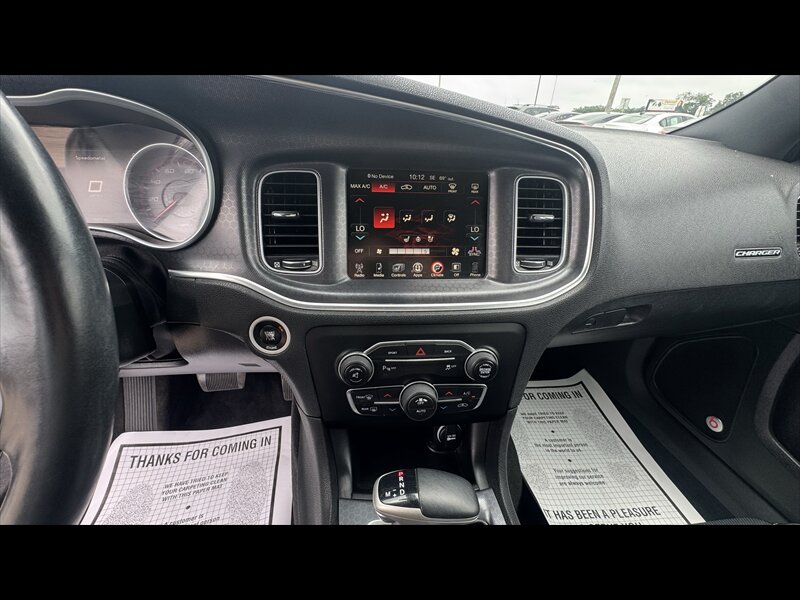 2015 Dodge Charger SXT - Photo 16 - Brainerd, MN 56401