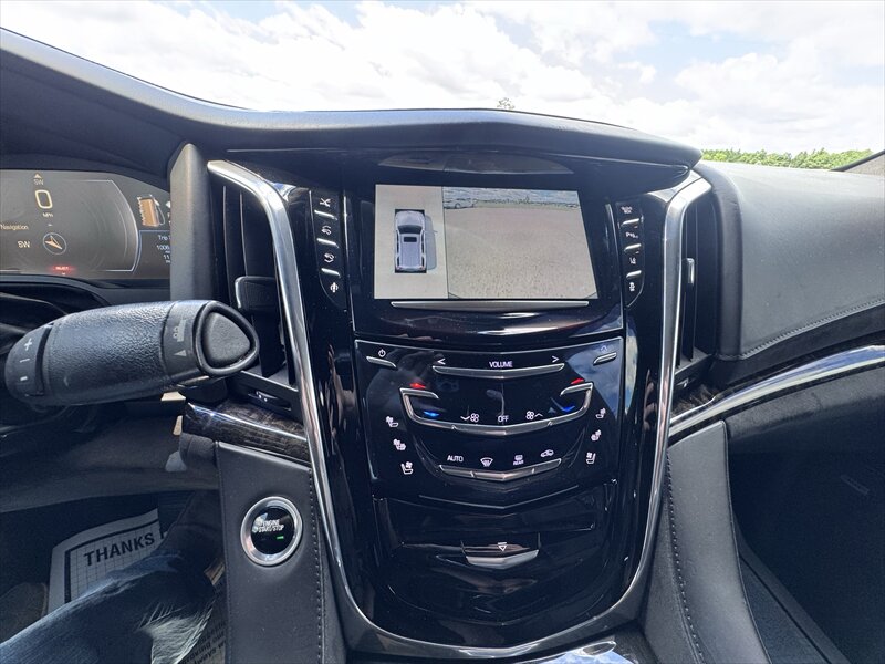 2015 Cadillac Escalade Platinum ESV - Photo 15 - Brainerd, MN 56401