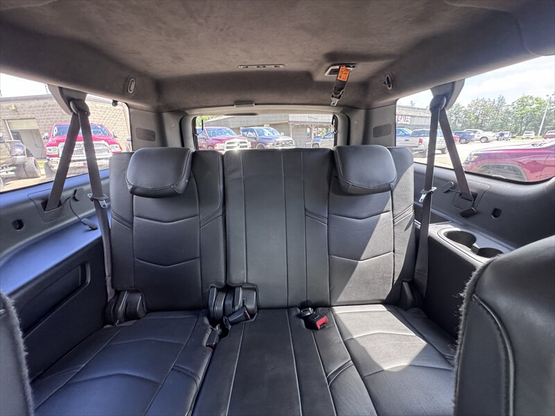 2015 Cadillac Escalade Platinum ESV - Photo 29 - Brainerd, MN 56401