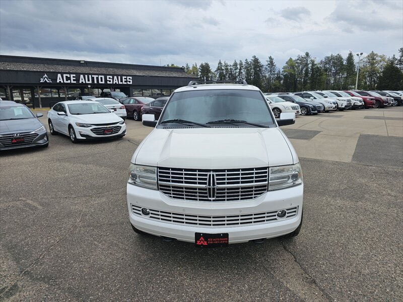 2012 Lincoln Navigator - Photo 5 - Brainerd, MN 56401