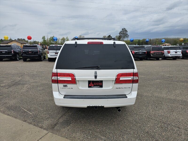 2012 Lincoln Navigator - Photo 6 - Brainerd, MN 56401
