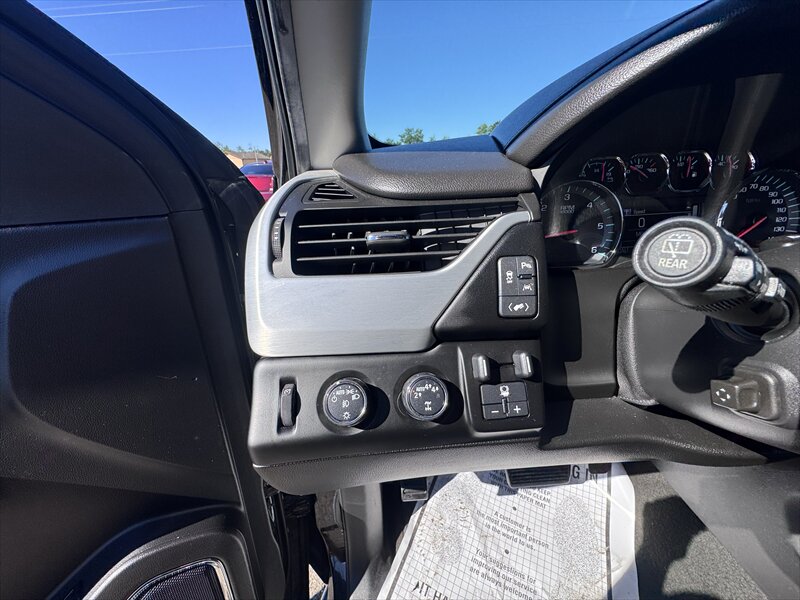 2018 GMC Yukon SLT - Photo 13 - Brainerd, MN 56401