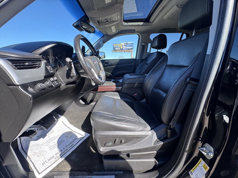 2018 GMC Yukon SLT - Photo 9 - Brainerd, MN 56401