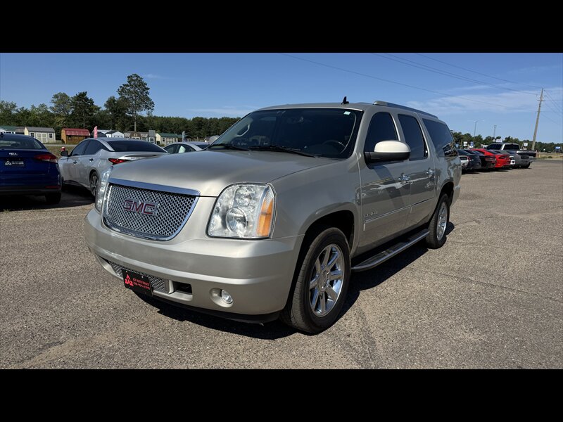 2014 GMC Yukon XL Denali   - Photo 1 - Brainerd, MN 56401